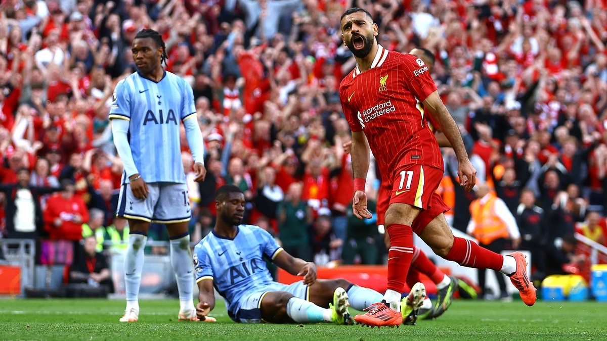 萨拉赫关键节点出色防守,C9带队取胜!